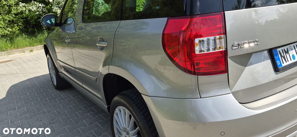 Skoda Yeti Tour 2.0 TDI SCR 4x4 DSG - 8