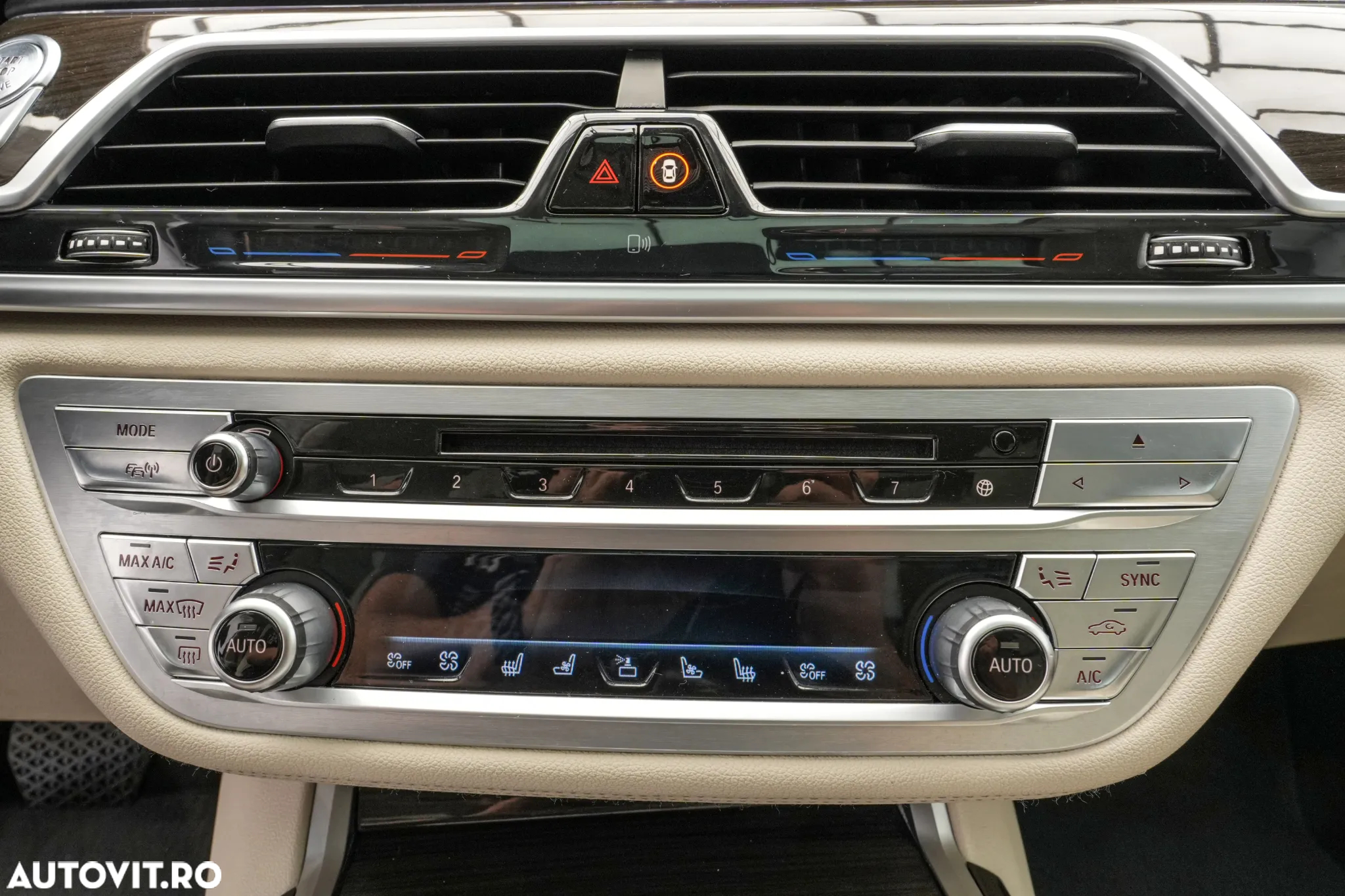 BMW Seria 7 730d xDrive - 24