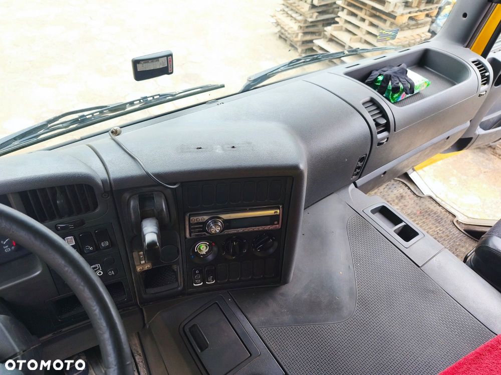 Scania P 380 8×4 - 33