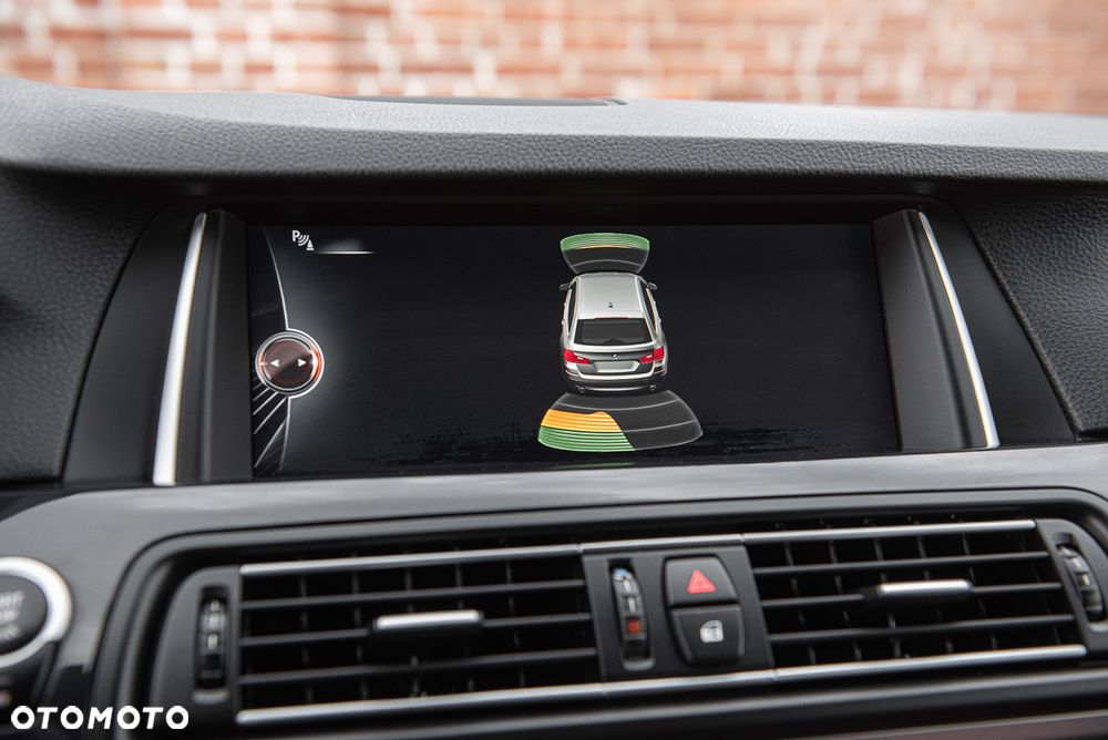 BMW Seria 5 - 24
