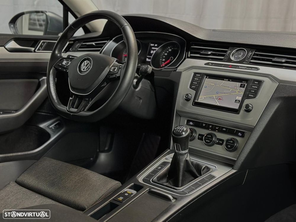 VW Passat Variant 2.0 TDI Confortline - 5