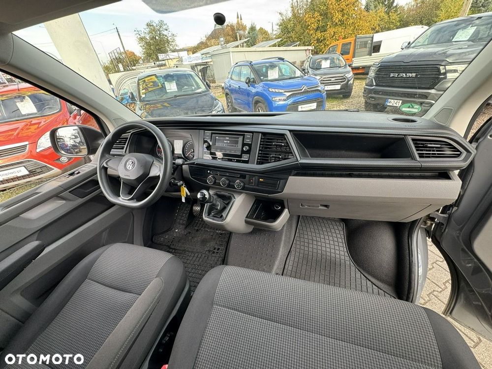 Volkswagen Transporter - 22