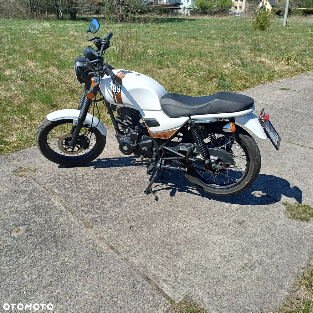 Barton Cafe Racer - 2