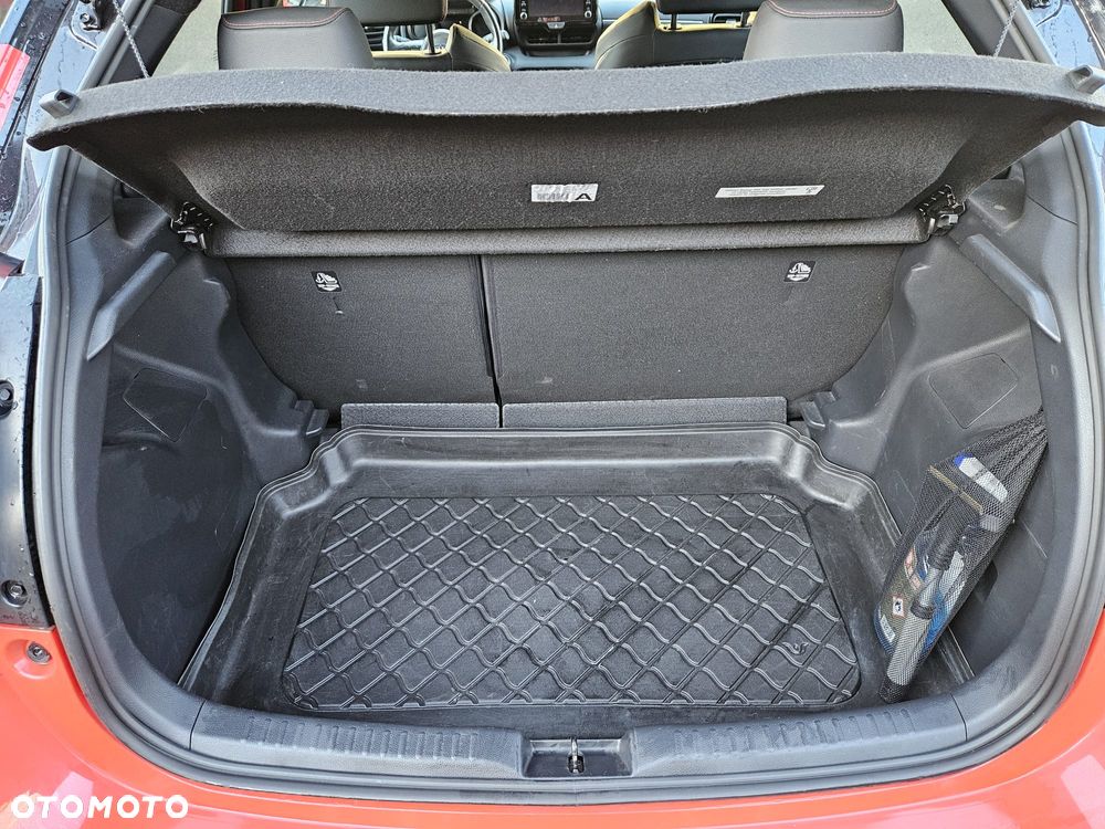 Toyota Yaris Hybrid 1.5 Premiere Edition - 8