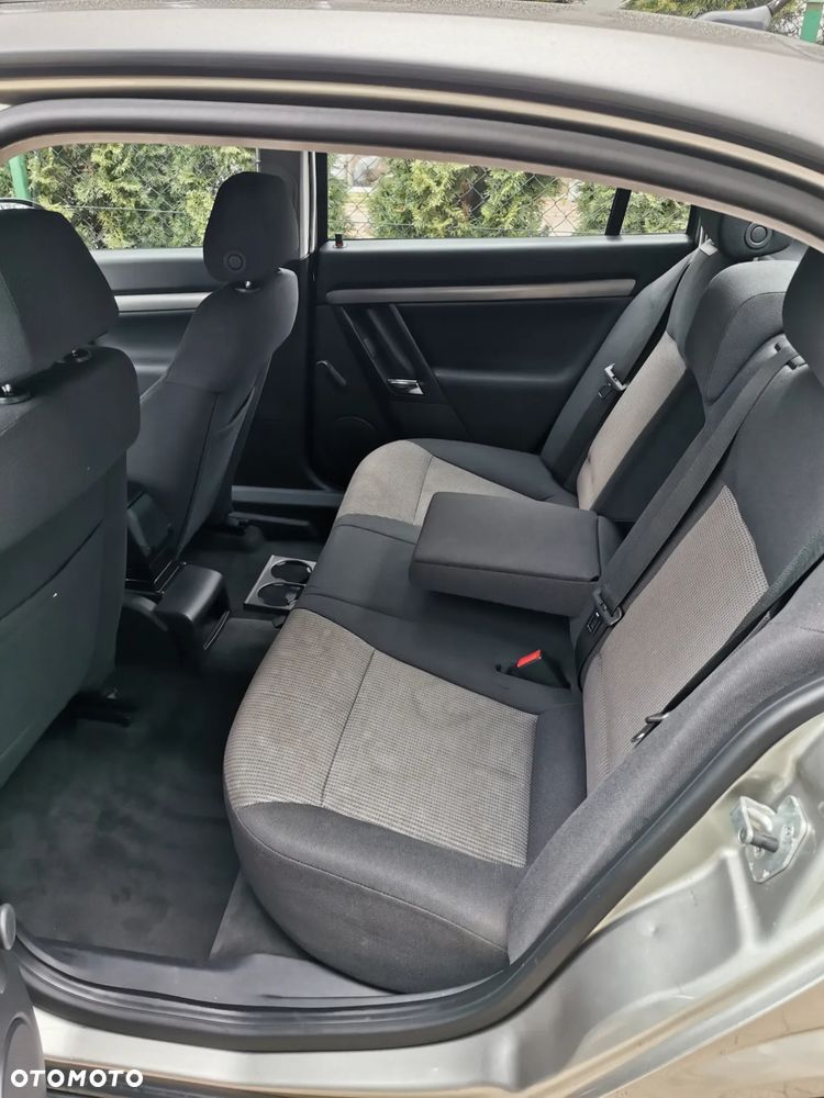 Opel Vectra 2.0 DTI Comfort - 9