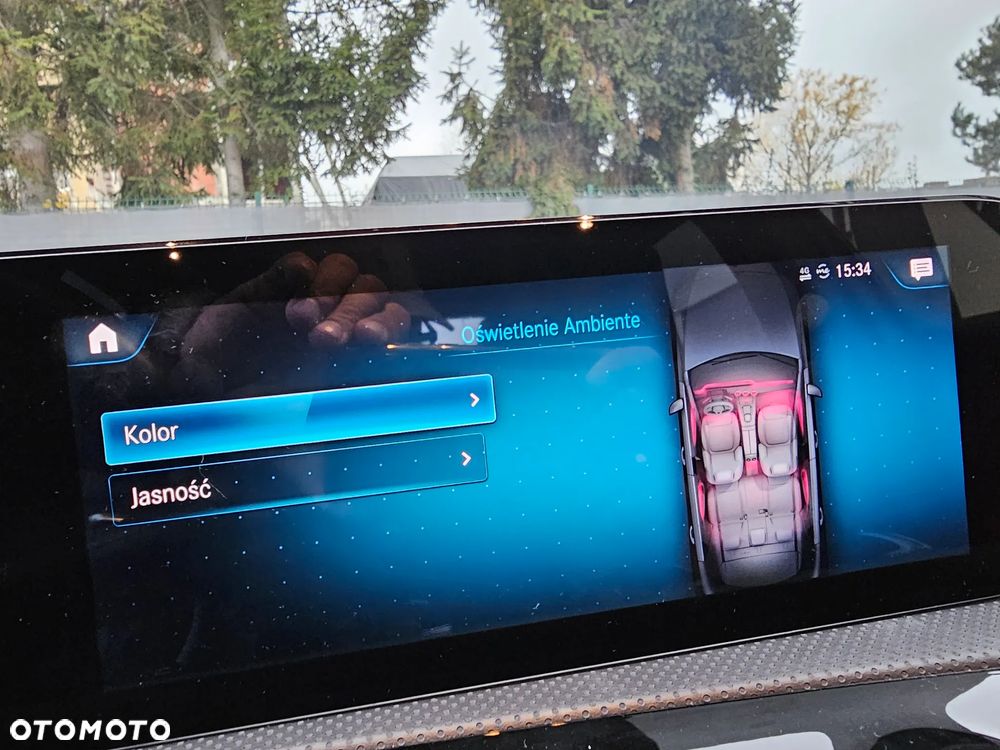 Mercedes-Benz Klasa A 180 AMG Line 7G-DCT - 23