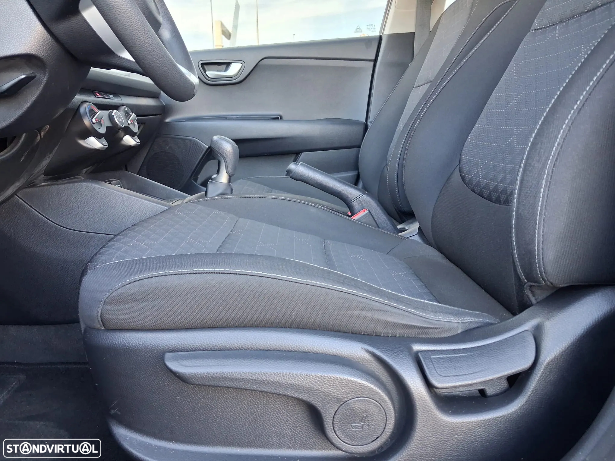 Kia Rio 1.4 CRDi LX - 13