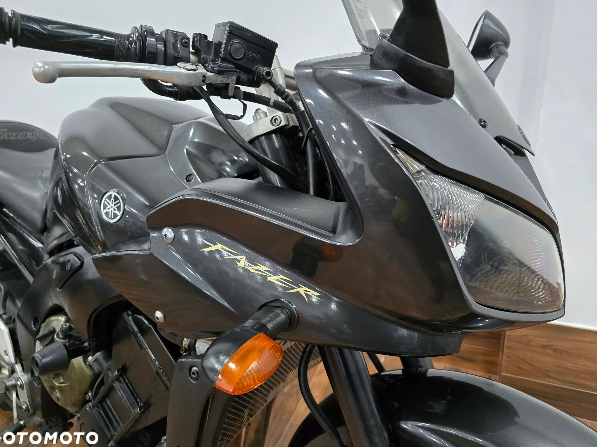 Yamaha FZ - 9