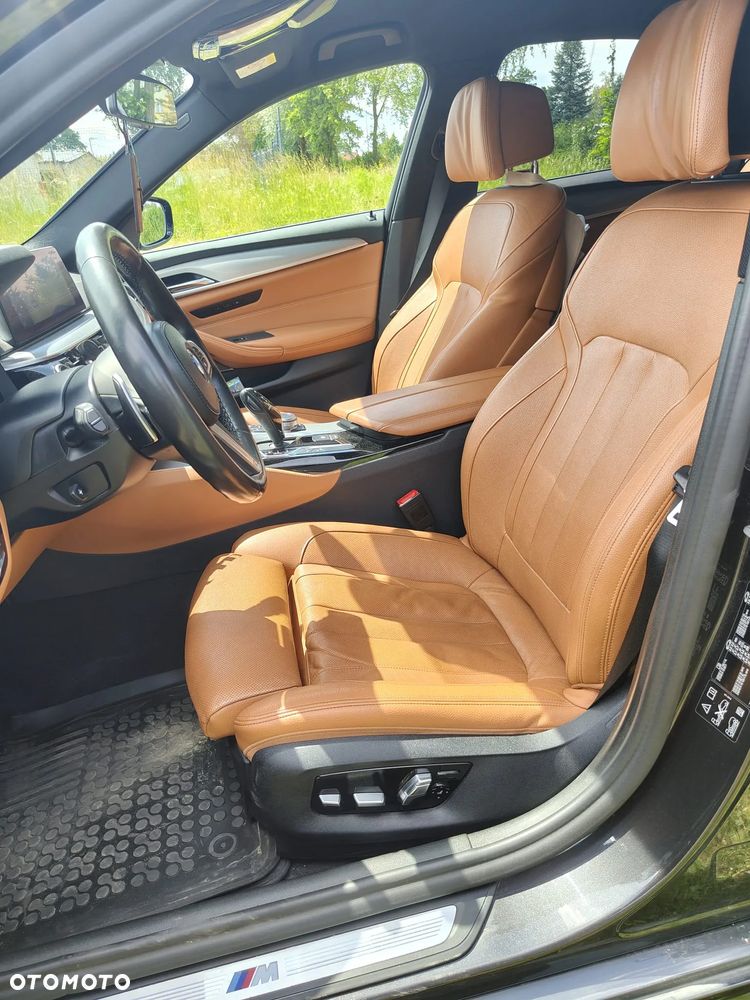 BMW Seria 5 540i GPF xDrive M Sport sport - 12