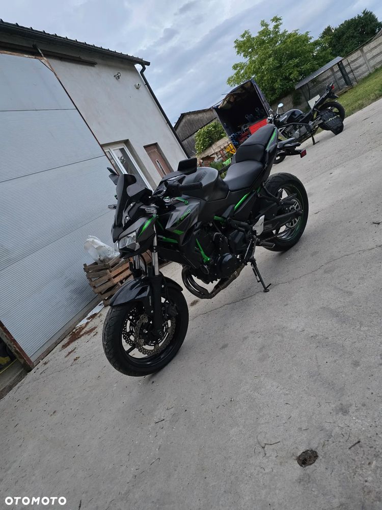 Kawasaki Z 650 - 8