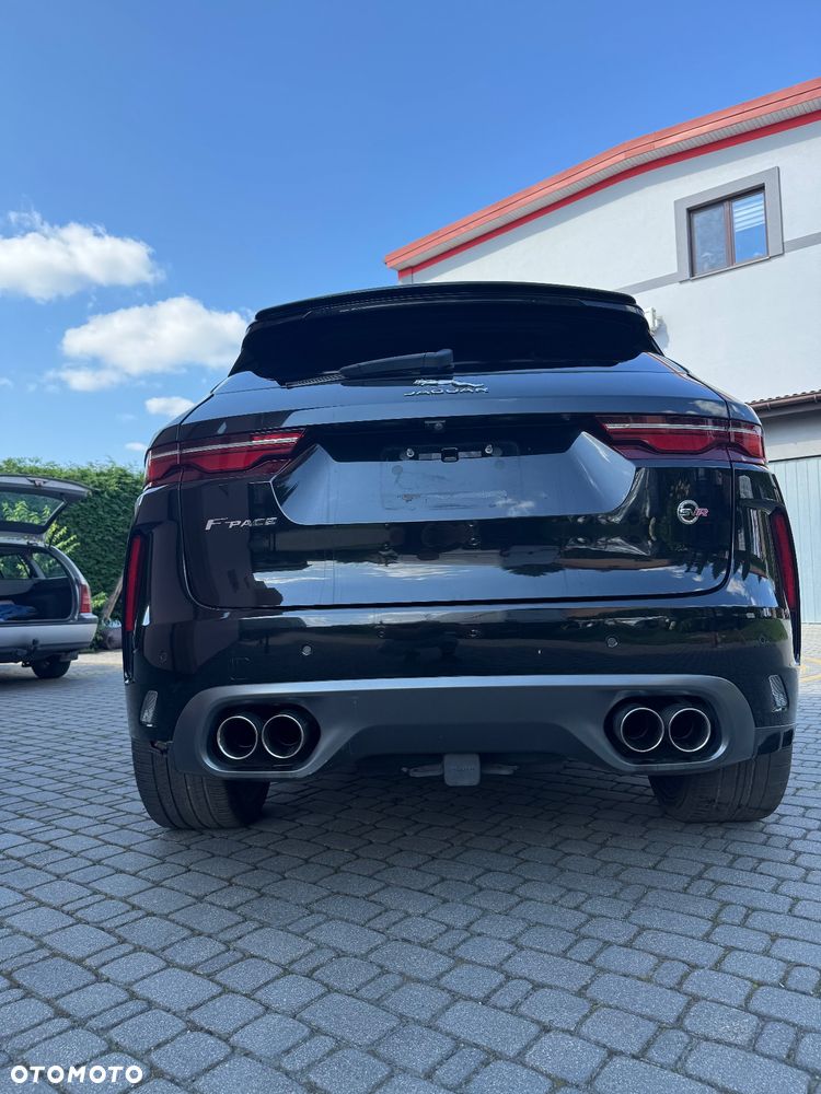 Jaguar F-Pace 5.0 V8 P550 AWD SVR - 11