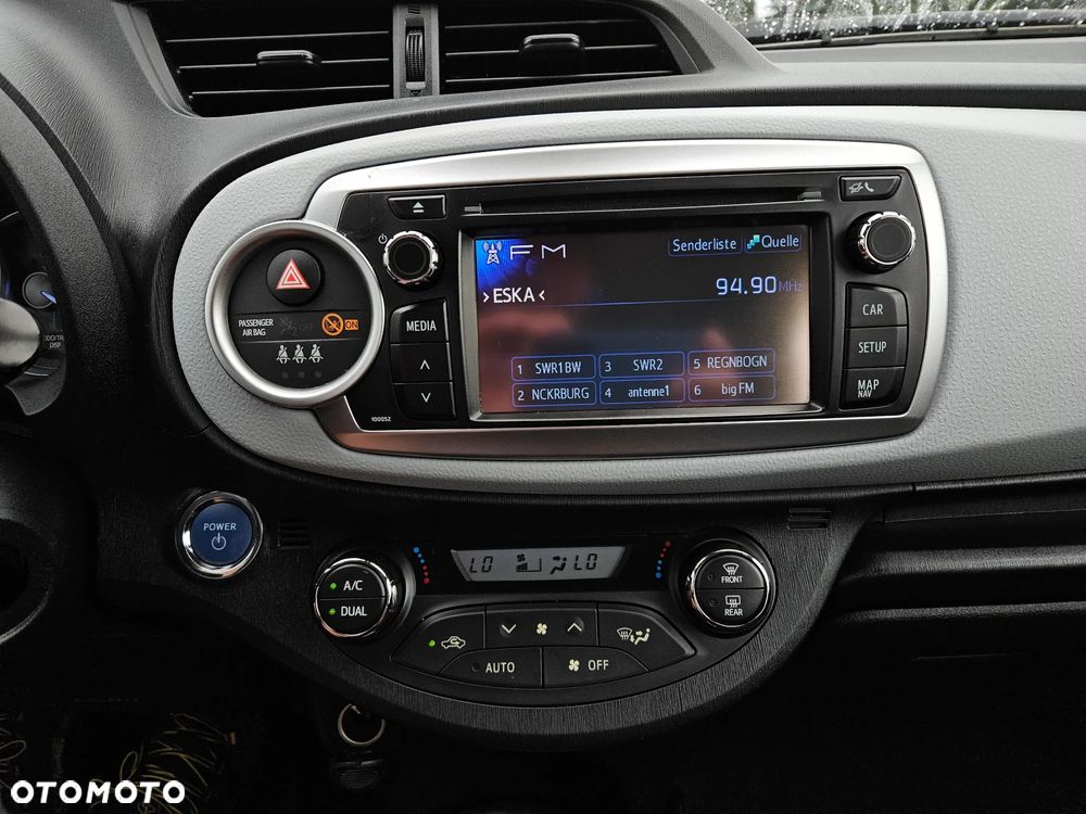 Toyota Yaris 1.5 VVT-i Life - 6