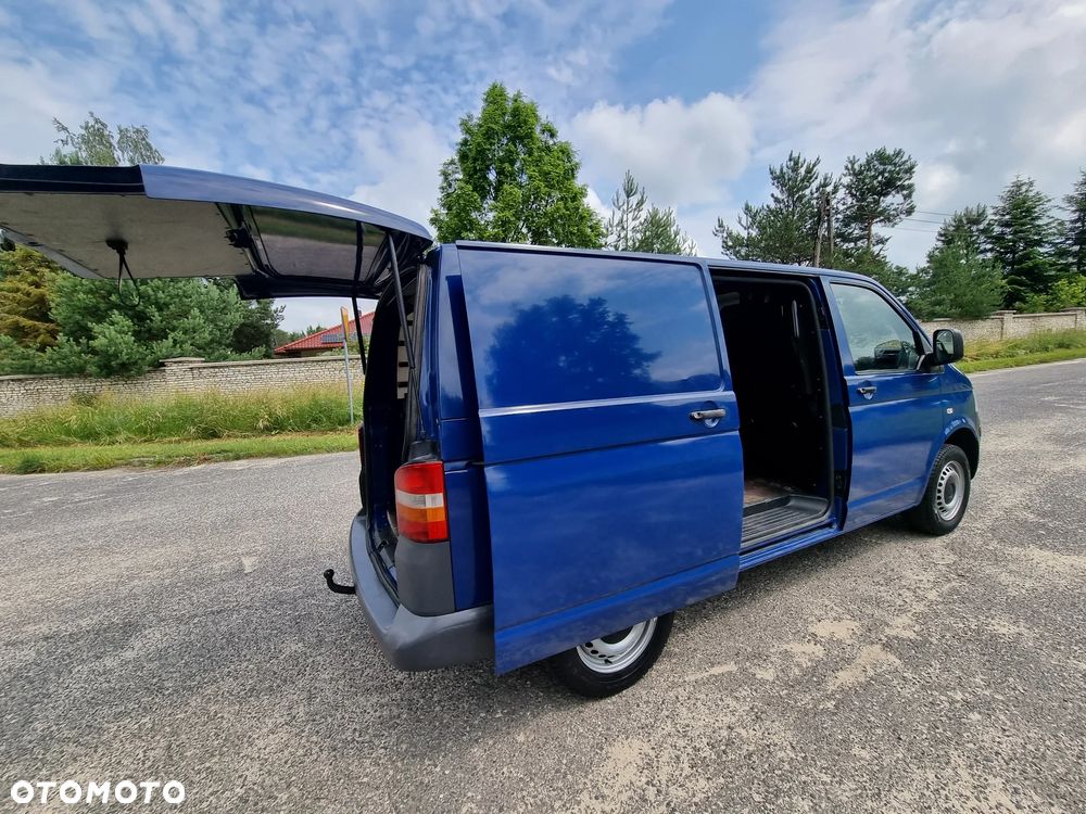 Volkswagen T5 - 15