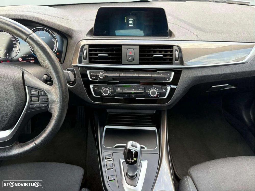 BMW 218 i Coupe Line Sport Auto - 12