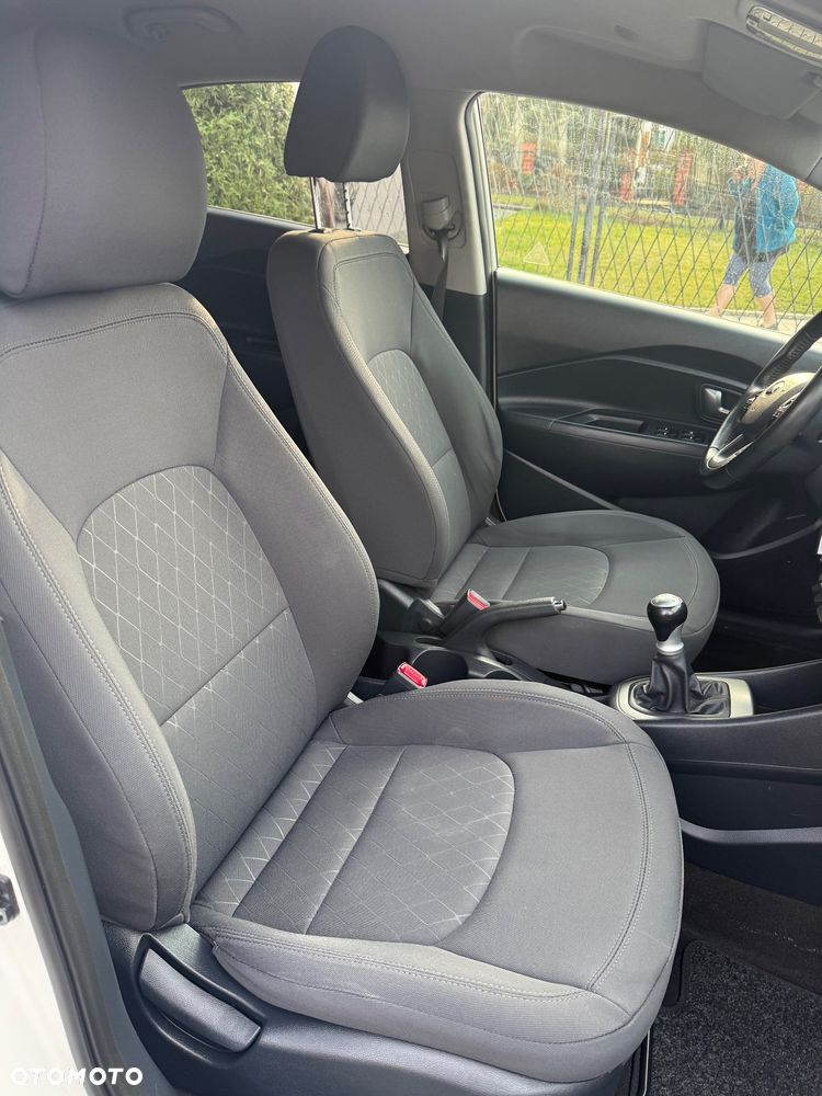 Kia Rio 1.2 Dream-Team Edition - 12