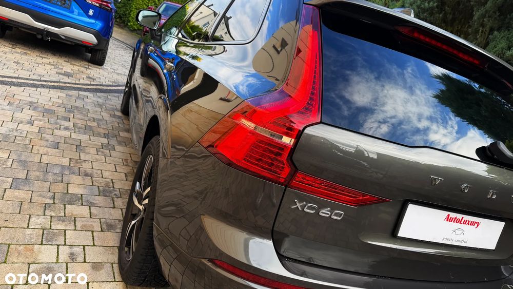 Volvo XC 60 B4 D Ultimate Dark - 9
