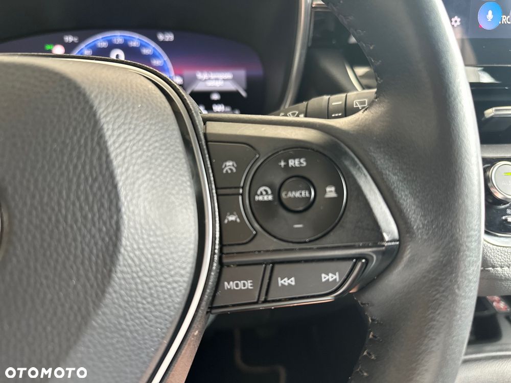 Toyota Corolla 1.8 Hybrid Executive - 29