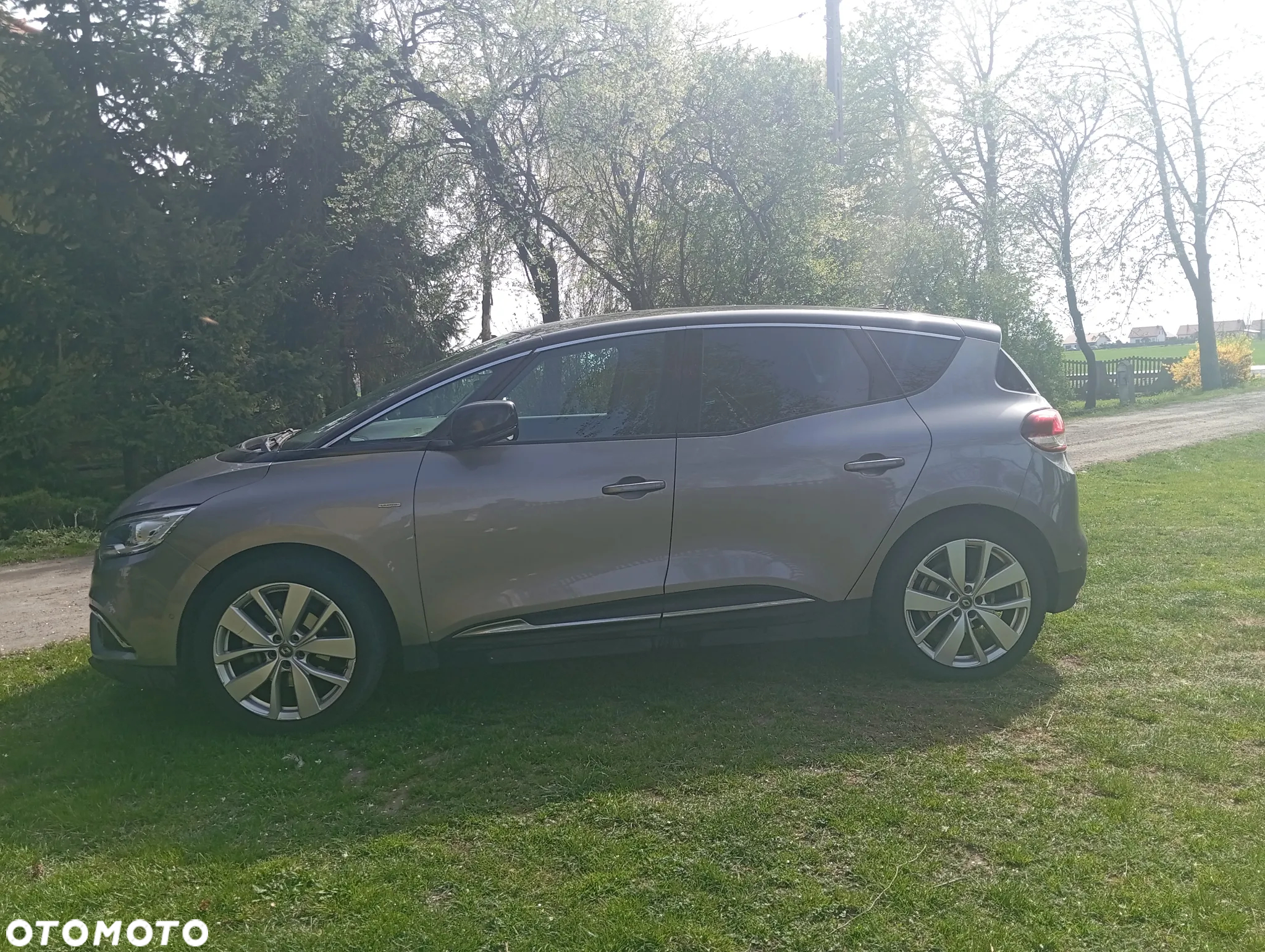 Renault Scenic ENERGY TCe 140 LIMITED - 4
