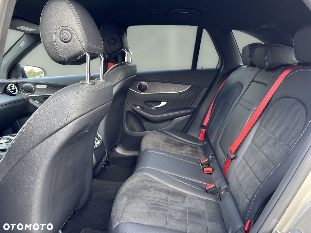 Mercedes-Benz GLC - 24