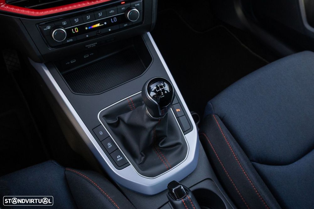 SEAT Arona 1.0 TSI FR - 18