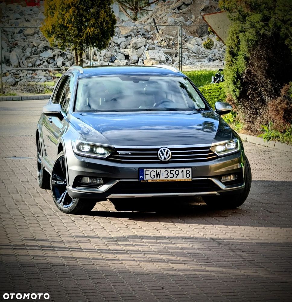 Volkswagen Passat Alltrack 2.0 TDI Bi-Turbo SCR 4Mot DSG - 1