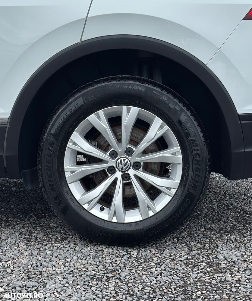 Volkswagen Tiguan 2.0 TDI 4Mot DSG Comfortline - 31