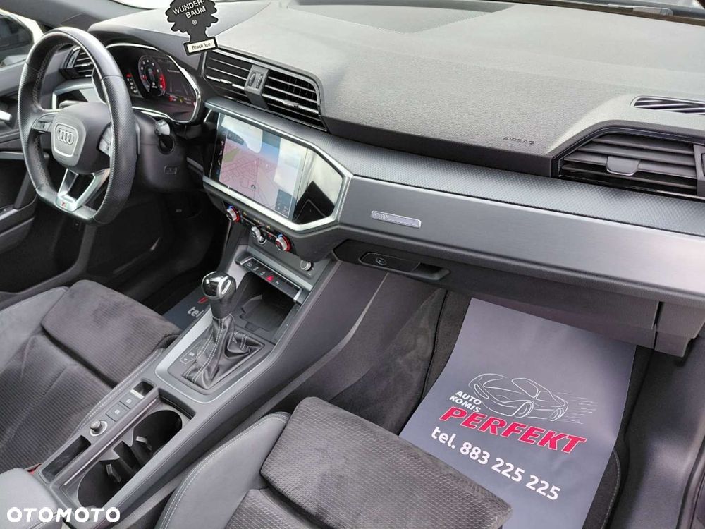 Audi Q3 Sportback - 16