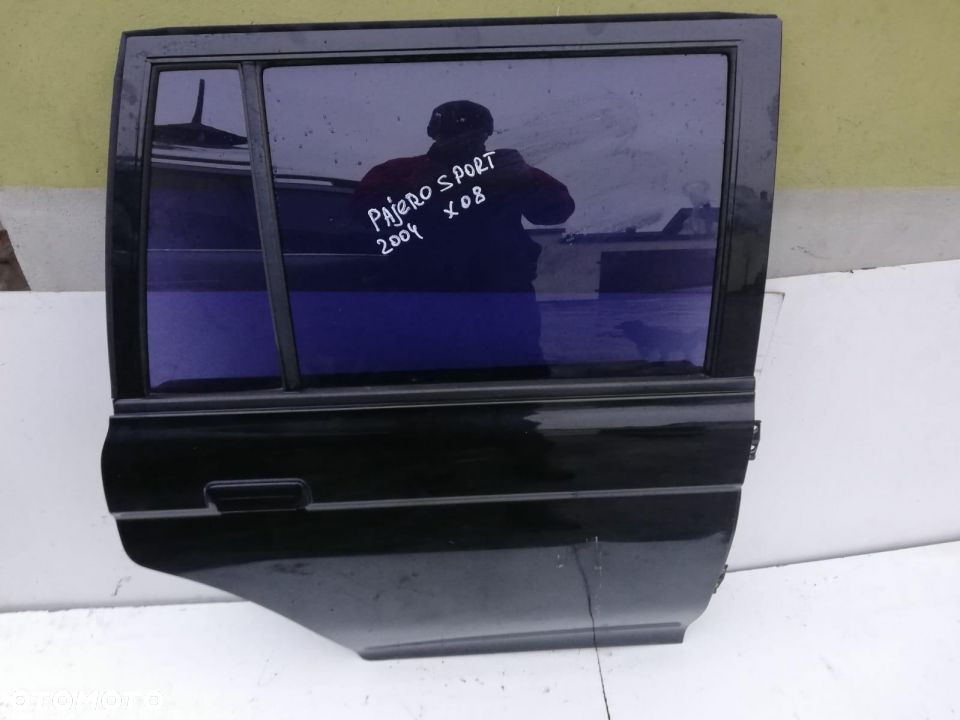 Drzwi Prawe Tył Pajero Sport kod lakieru X08