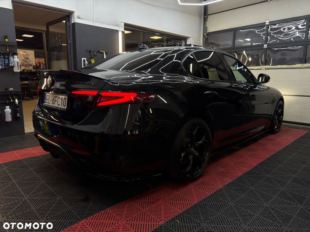 Alfa Romeo Giulia 2.0 Turbo Veloce - 4