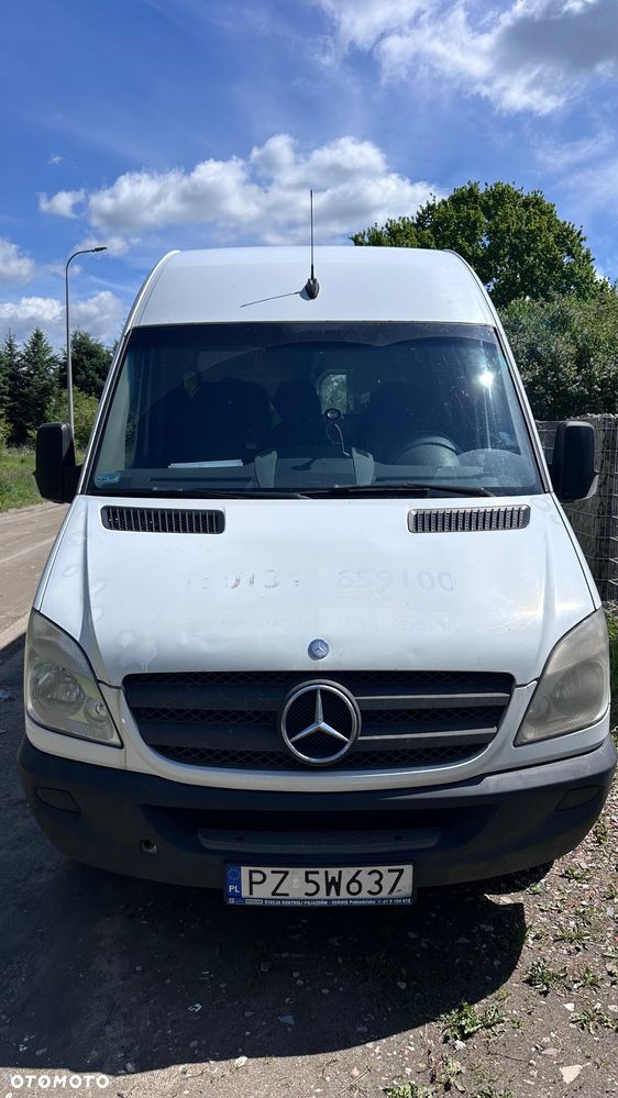 Mercedes-Benz Sprinter - 1