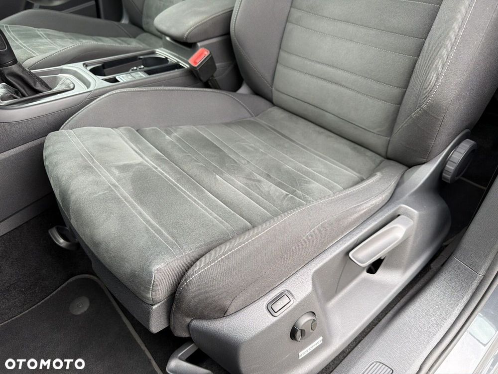 Volkswagen Touran 2.0 TDI BMT Comfortline DSG - 14