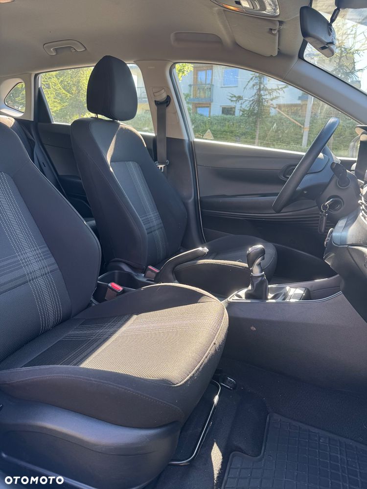 Hyundai i20 - 12