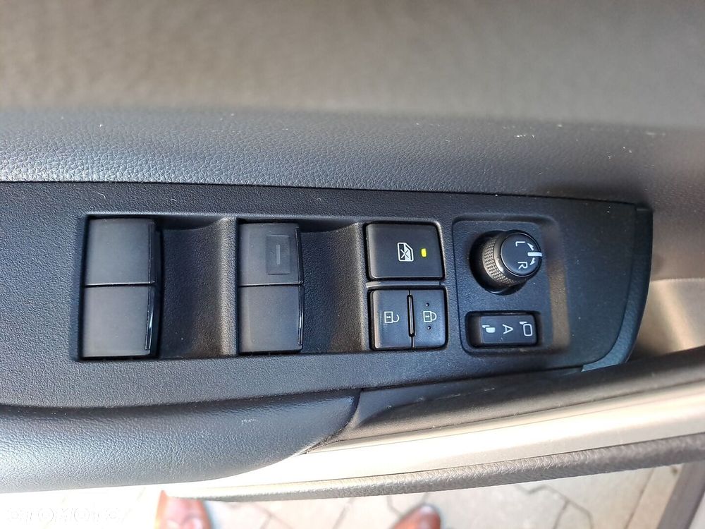 Toyota Corolla Cross 1.8 Hybrid Style - 9