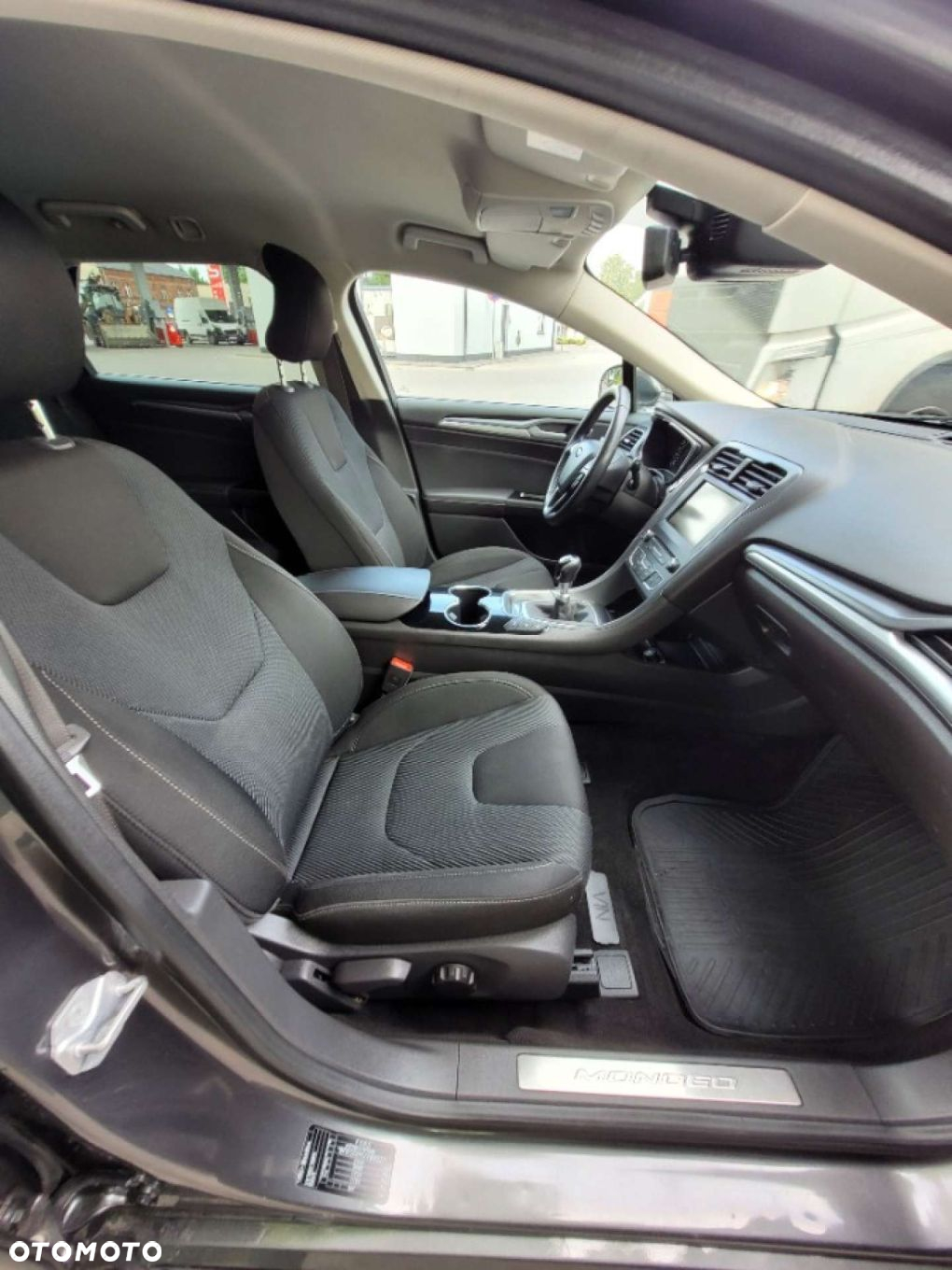 Ford Mondeo 2.0 TDCi Titanium - 19