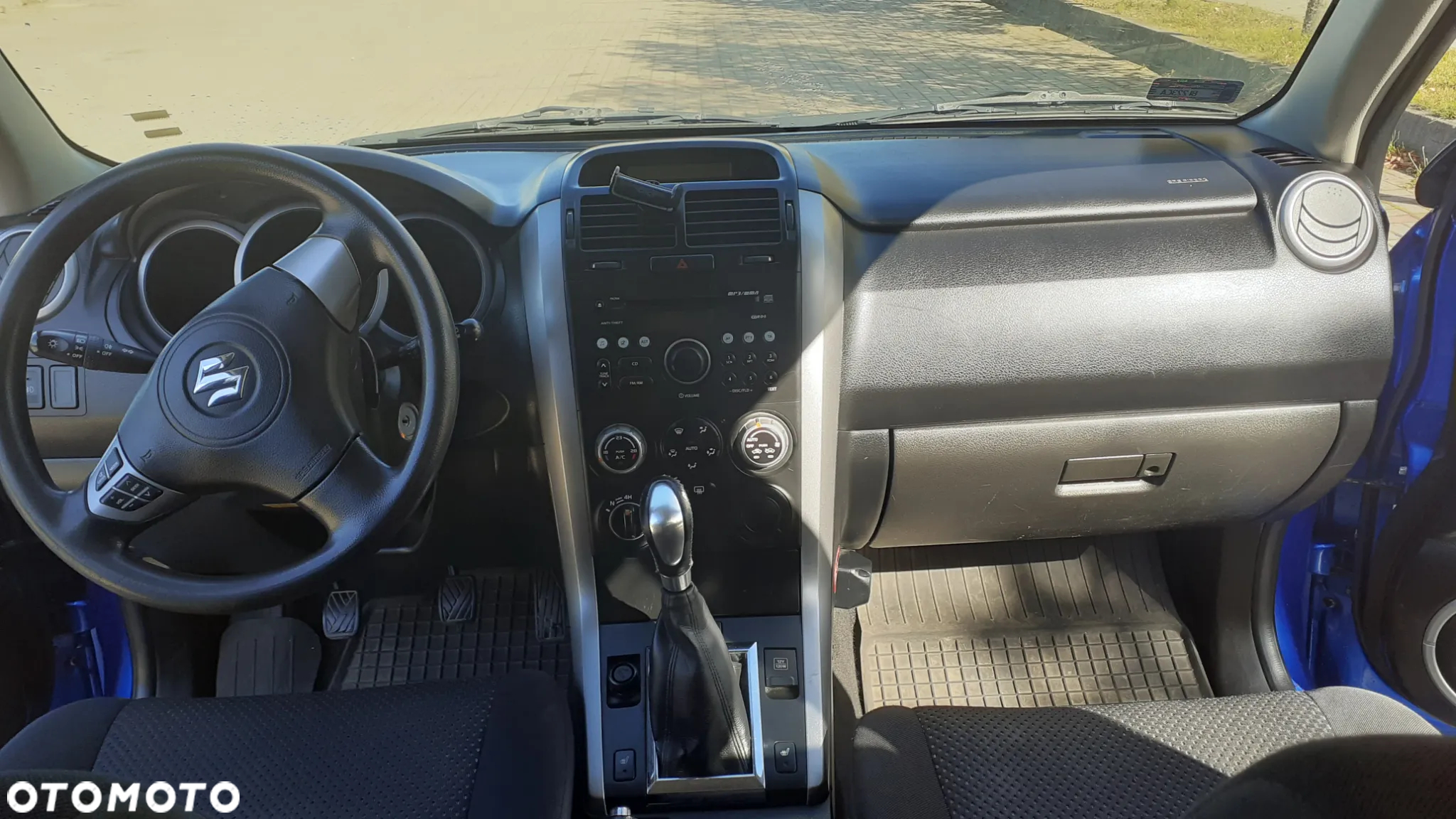Suzuki Grand Vitara 2.0 - 6