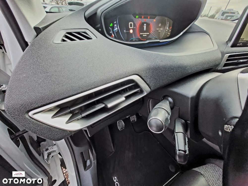 Peugeot 5008 - 37