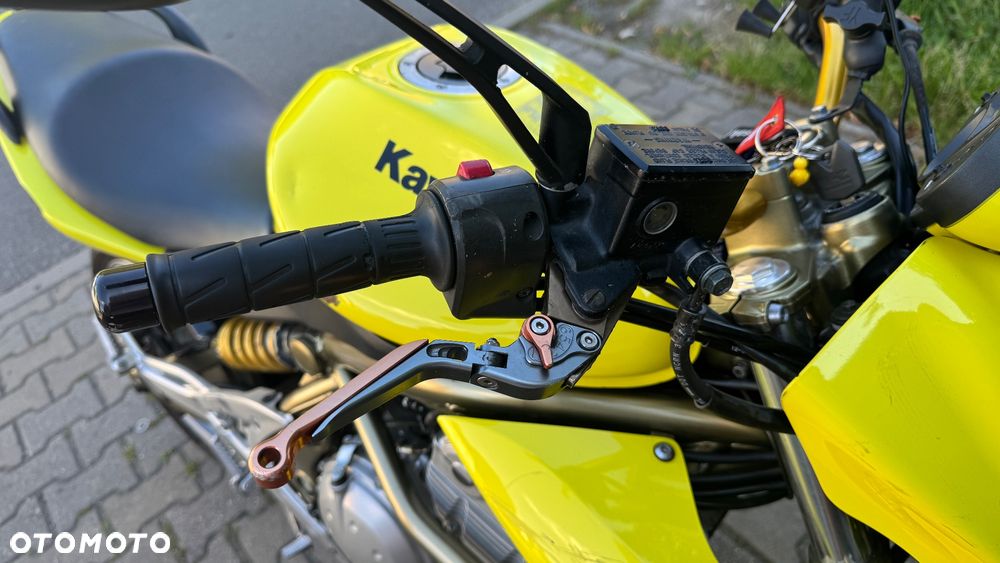 Kawasaki ER - 9