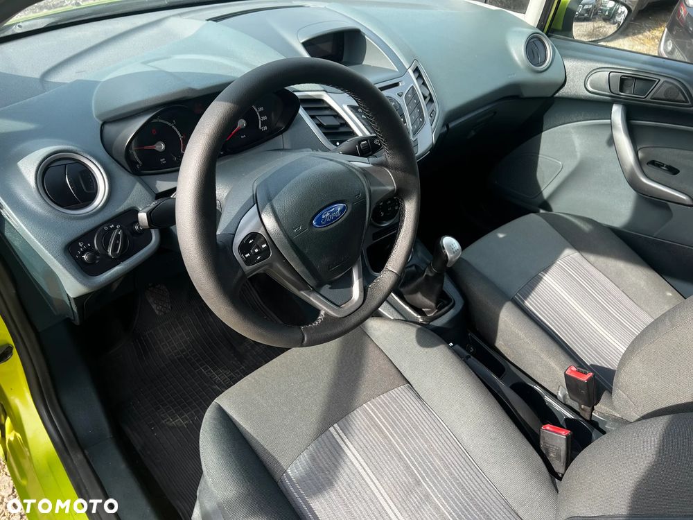 Ford Fiesta 1.25 Ambiente - 5