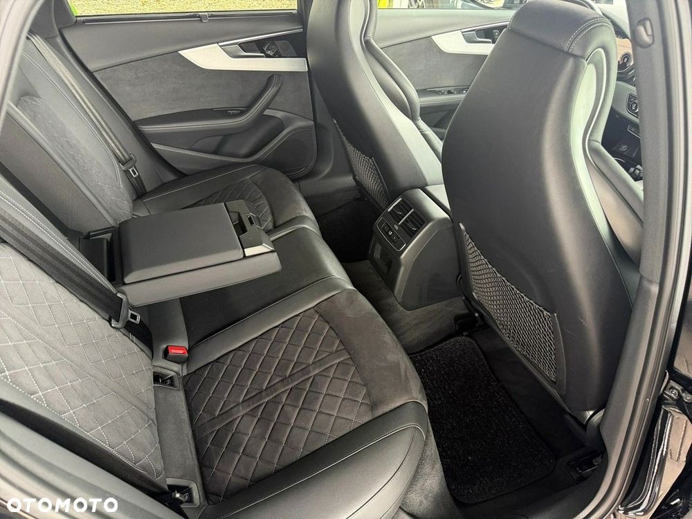 Audi A4 Avant - 27