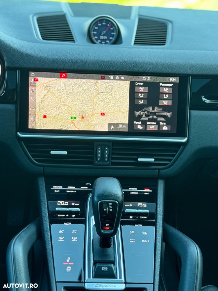 Porsche Cayenne Coupe Tiptronic S Platinum Edition - 14