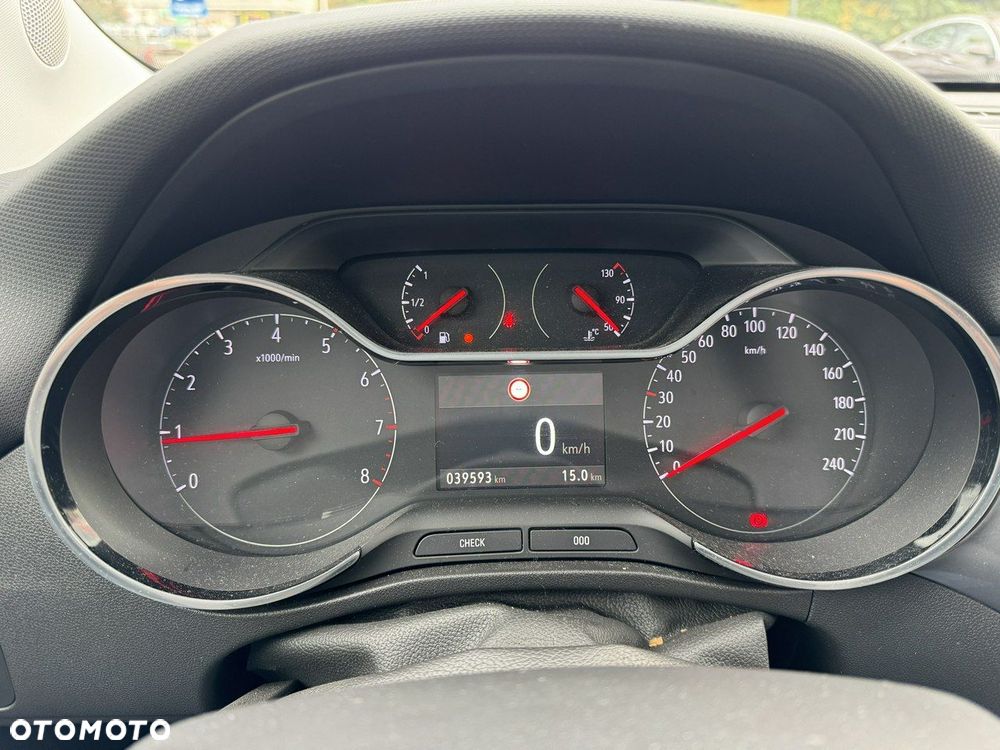 Opel Crossland 1.2 T Elegance - 11