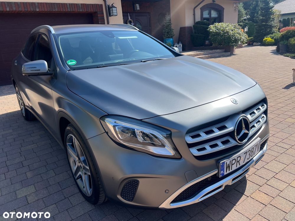 Mercedes-Benz GLA 200 7G-DCT AMG Line - 7