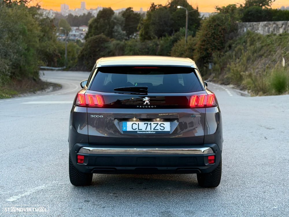 Peugeot 3008 1.6 Hybrid Allure Pack e-EAT8 — fotografia 14