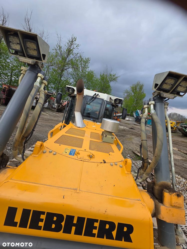 Liebherr PR736 LGP - 19