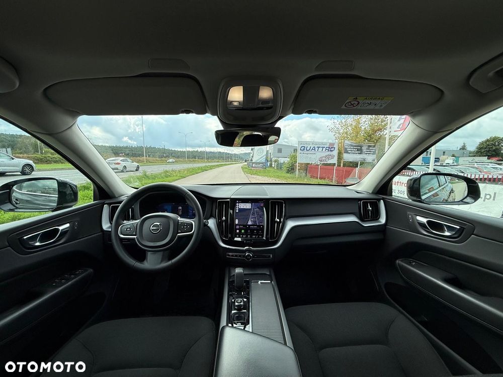 Volvo XC 60 B4 D Geartronic Momentum Pro - 20