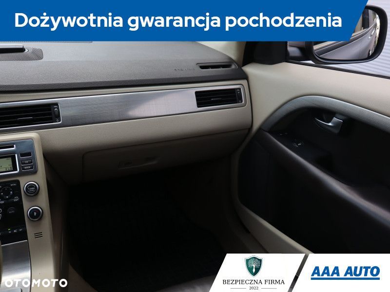 Volvo XC 70 - 10