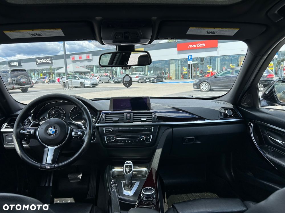 BMW Seria 3 335i xDrive Edition Sport - 7