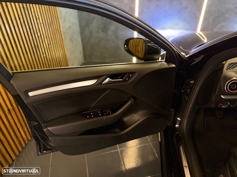 Audi A3 Limousine 2.0 TDI S line Sport Pack - 20