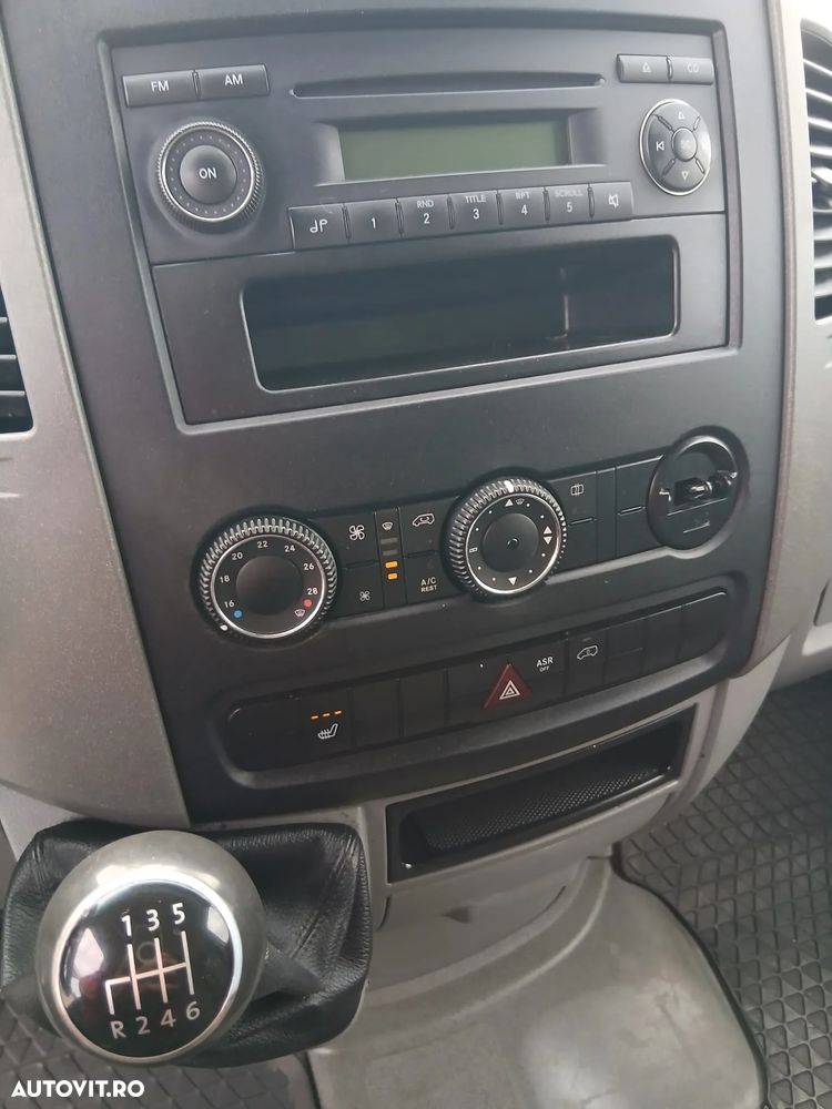 Volkswagen Crafter - 8