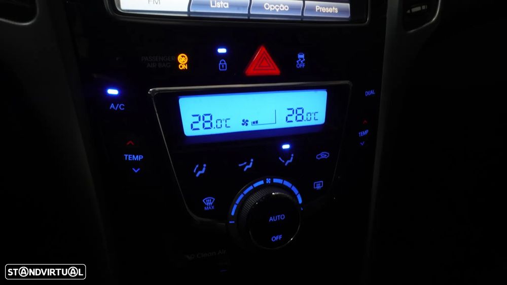 Hyundai i30 1.6 CRDI Blue Comfort AC Auto+J17 - 19